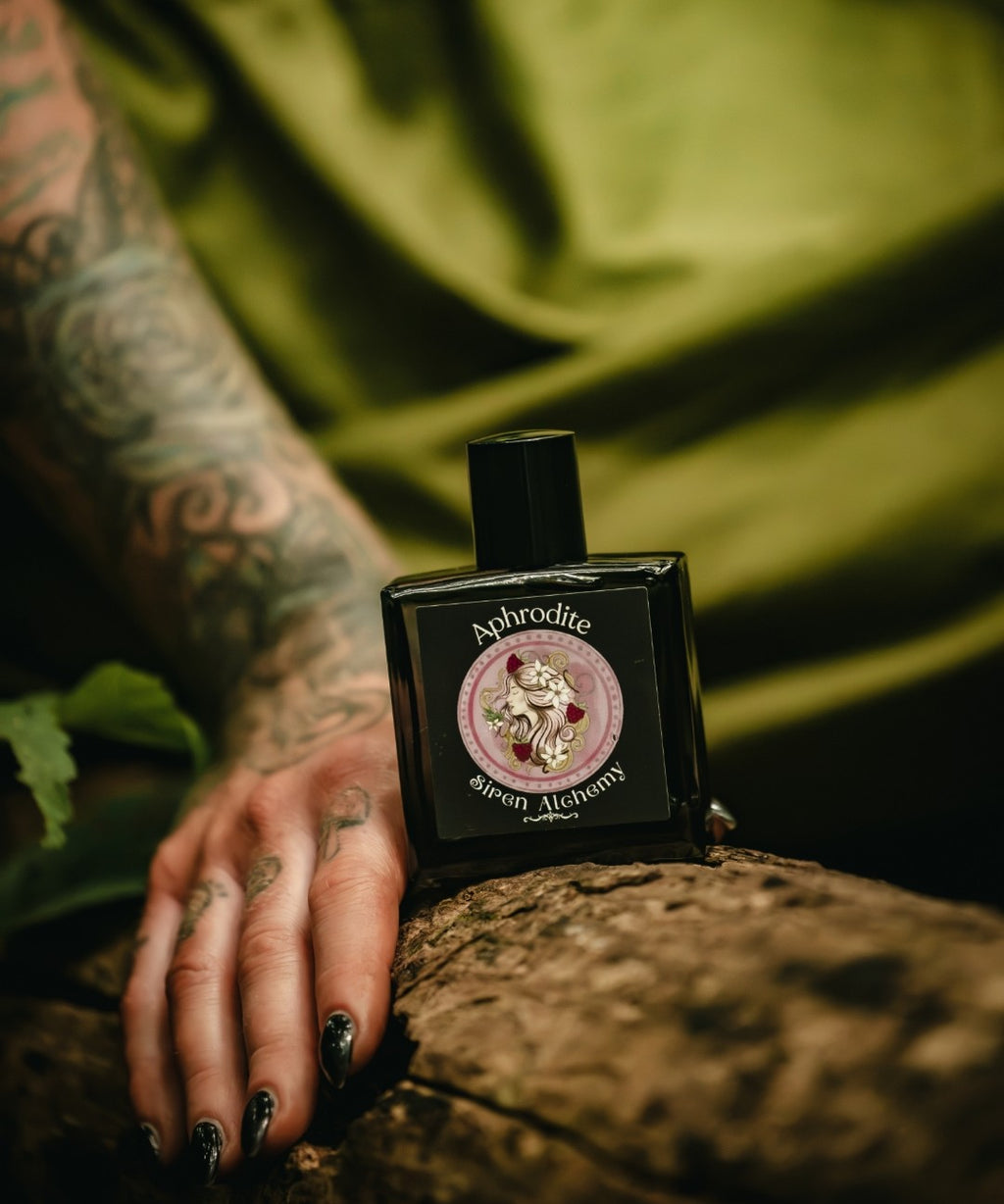 Aphrodite Extrait De Parfum