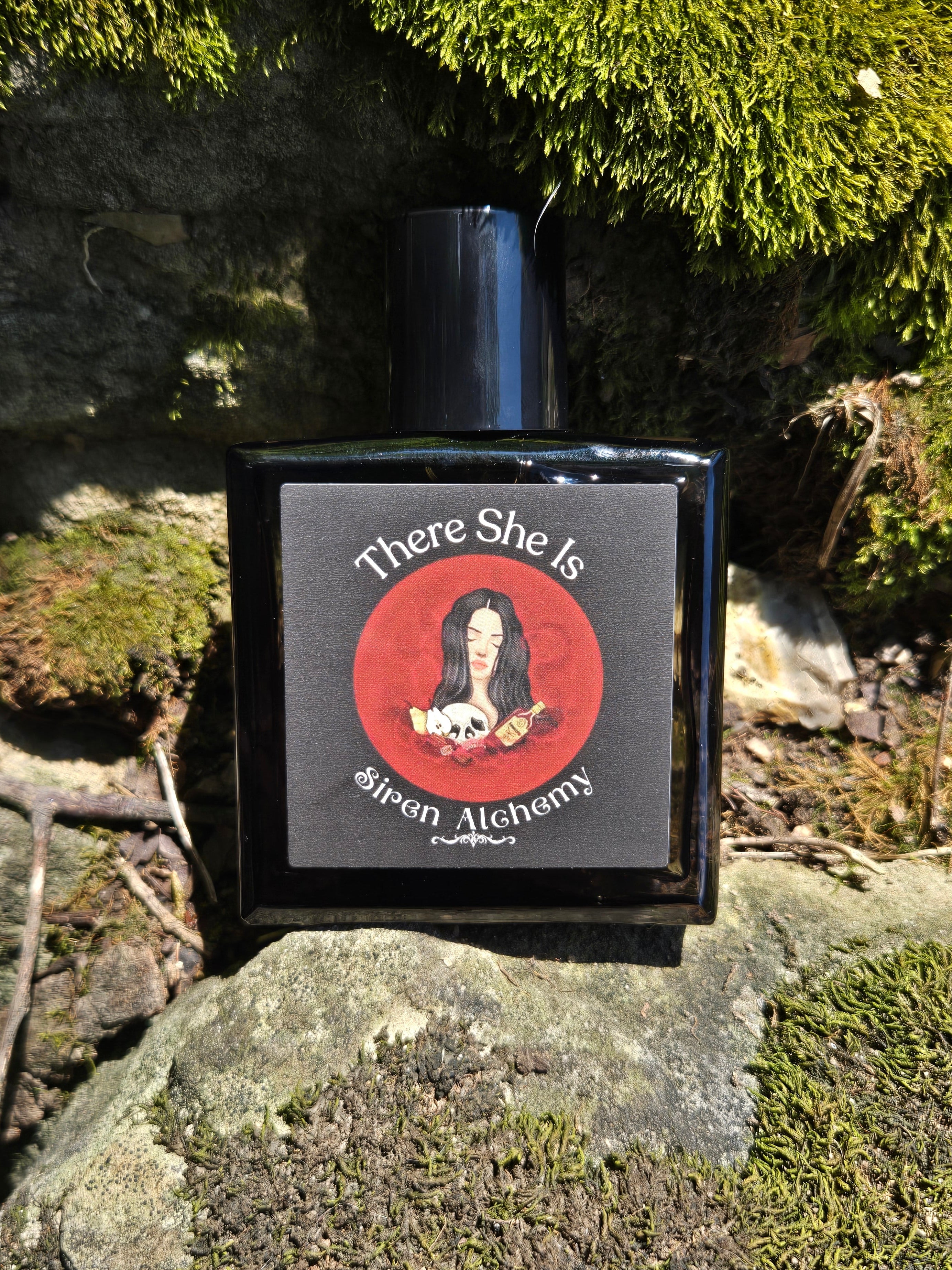 There She Is  Extrait De Parfum